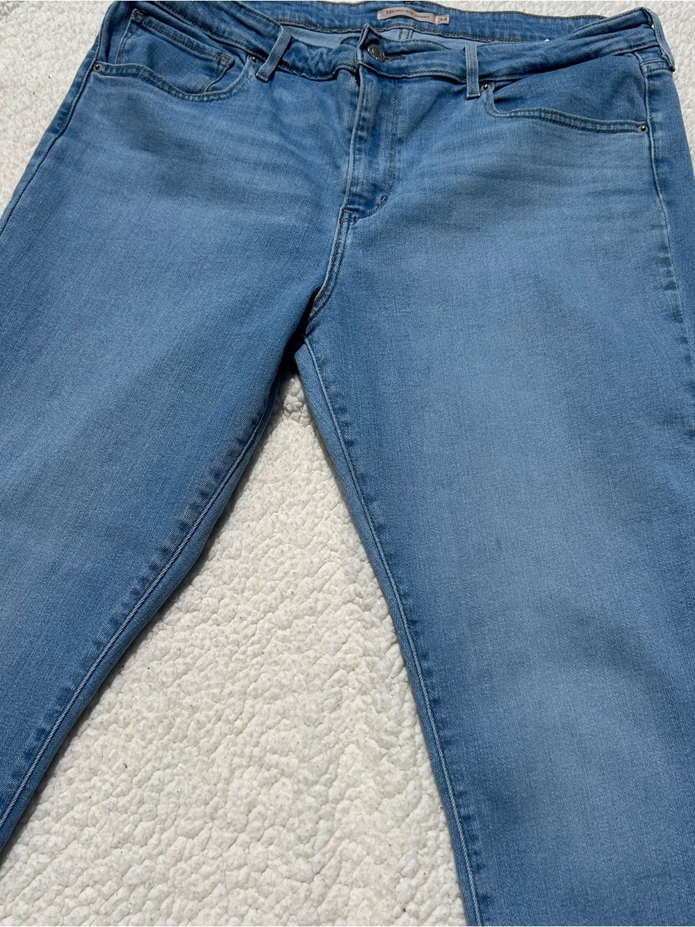 Levi's Women's 721 High Rise Skinny Jeans - Picture 10 of 10